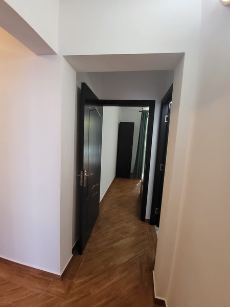 Drumul Taberei, zona Romancierilor, 3 min. parc